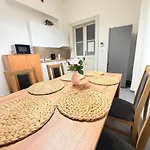 Hostel Sleep & Go Czech Republic - 5 Andel Prague