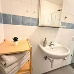 Hostel Sleep & Go Czech Republic - 5 Andel