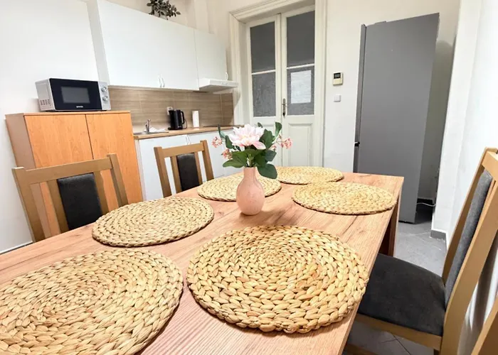 Hostal Sleep & Go Czech Republic - 5 Andel Praga