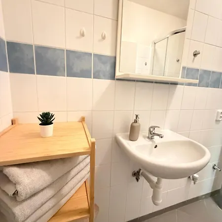 Hostel Sleep & Go Czech Republic - 5 Andel