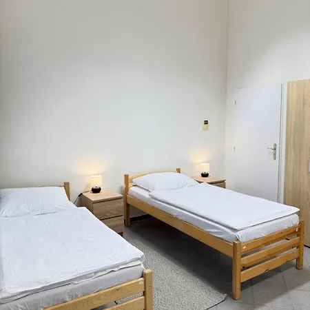 Hostel Sleep & Go 5 Andel