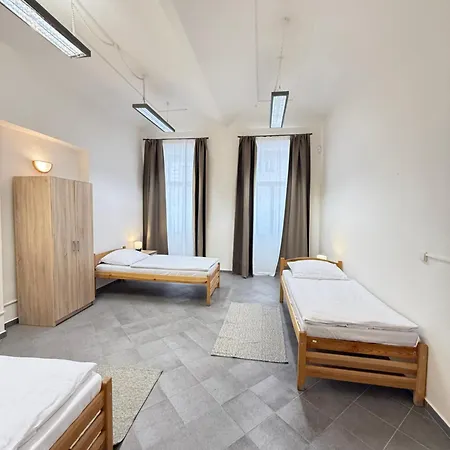 Hostel Sleep & Go 5 Andel *