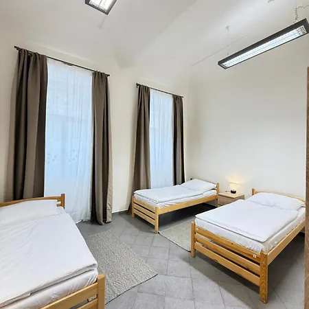 Sleep & Go 5 Andel * Prague